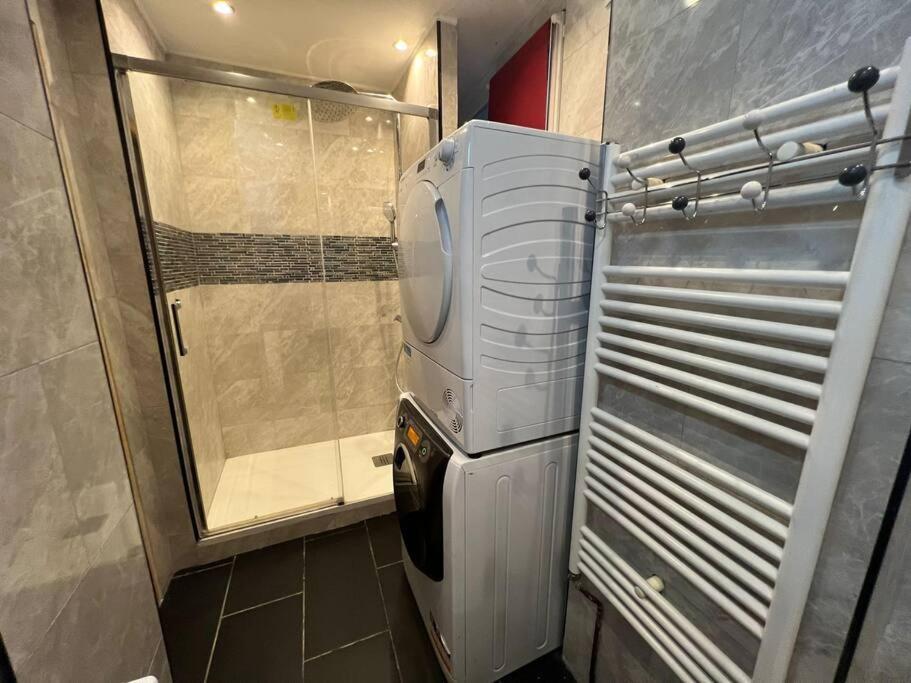 Appartement « Le Jardin Du Luxembourg » Parigi Esterno foto